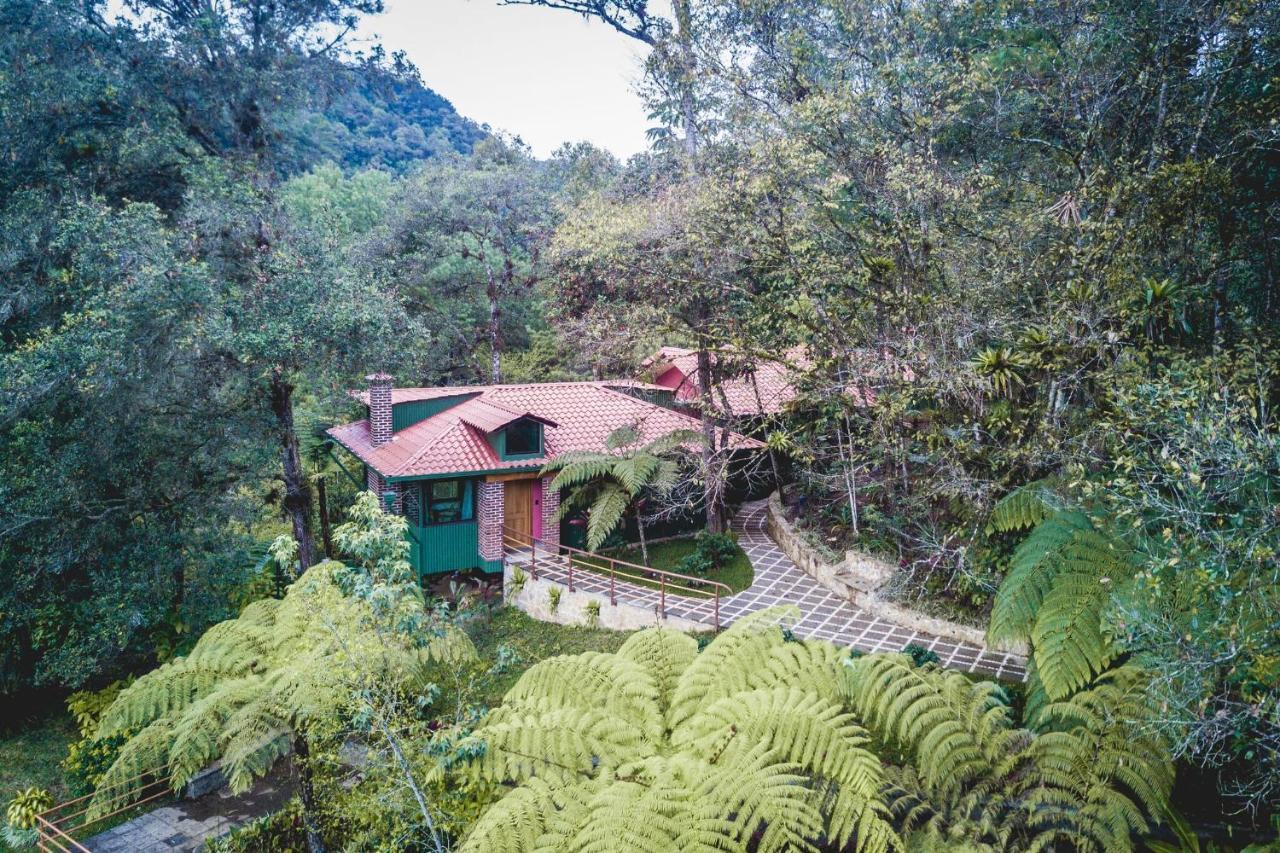 Park Hotel Santa Cruz Verapaz Exterior photo
